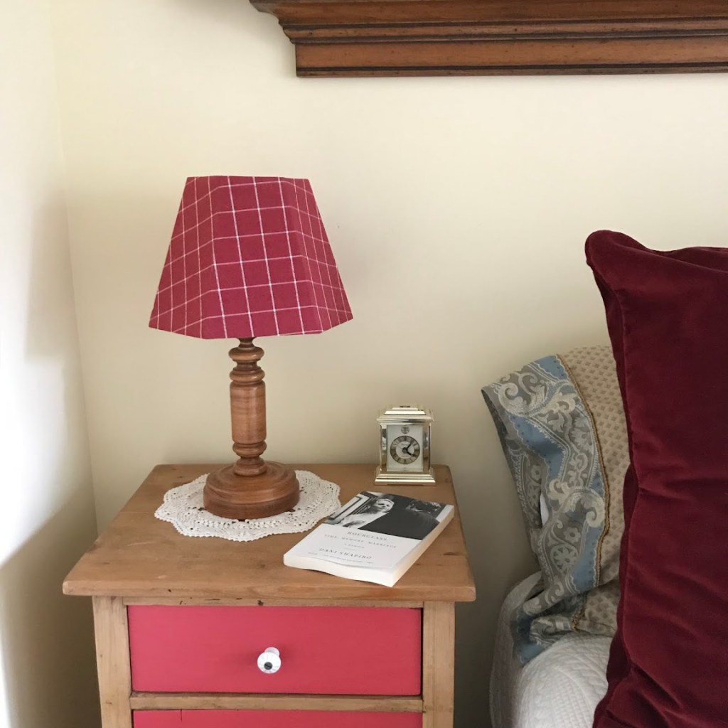 "Underneath the stories": Dani Shapiro's&nbsp;Hourglass