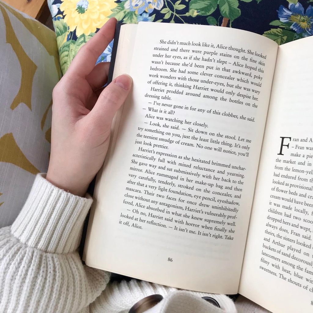 A Family Saga, on Hadley's Terms: Tessa Hadley's The&nbsp;Past